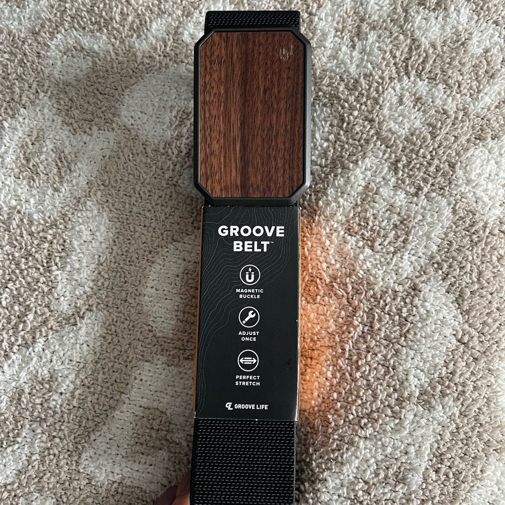 Groove Belt with Wood Grain Magnetic Buckle - Black Band